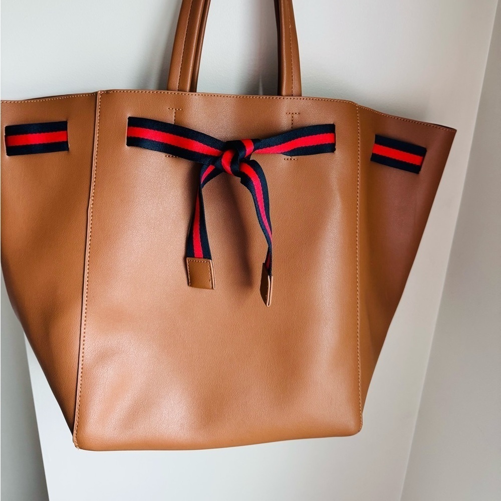 Moda Luxe Dutchess Tote Vegan Leather - Picture 2 of 9